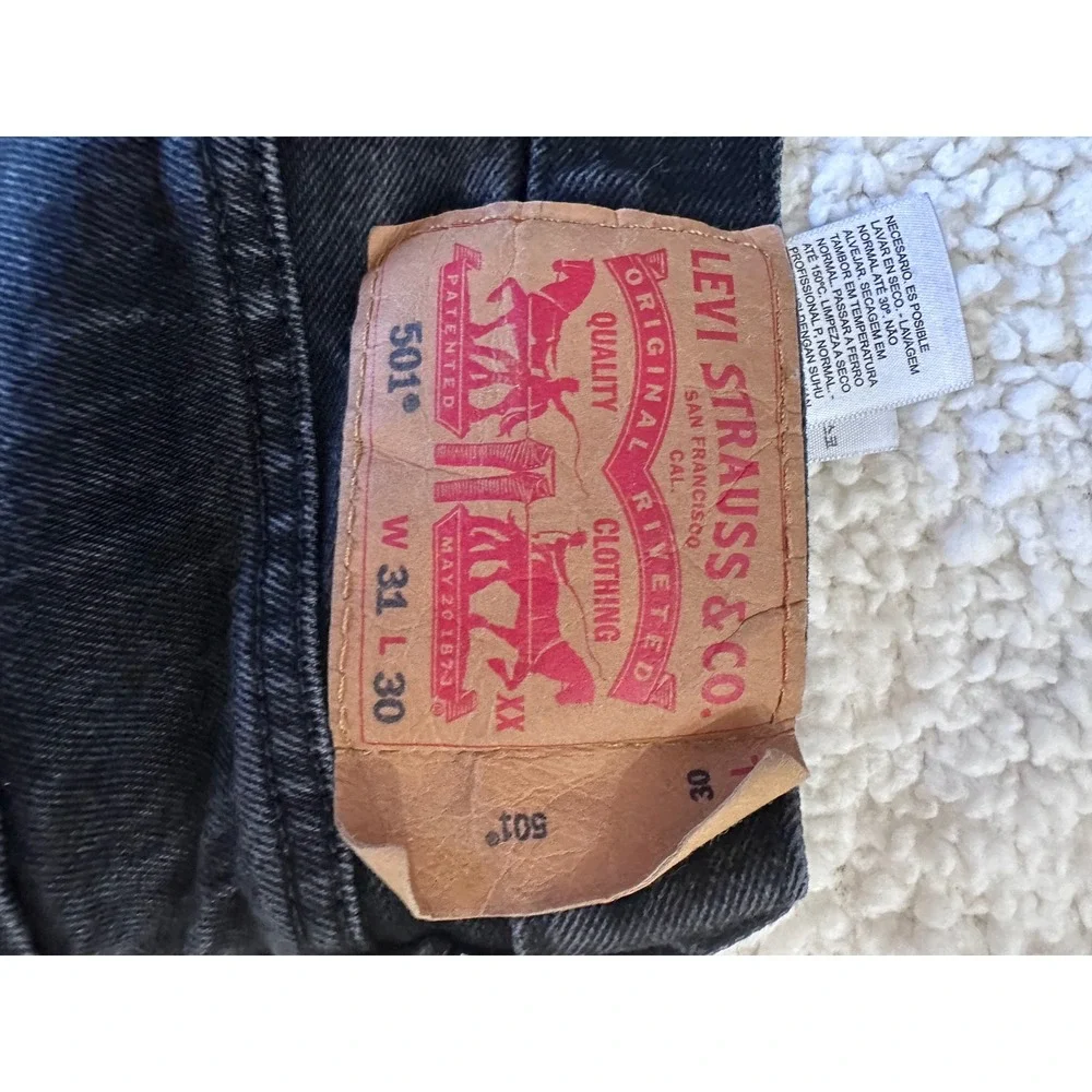 Levis 501 button fly Original Fit Mens Jeans Washed Black Straight Leg 31x30